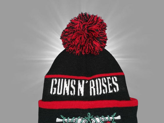 Черна зимна шапка Guns N' Roses с помпон и графични мотиви - Image 2