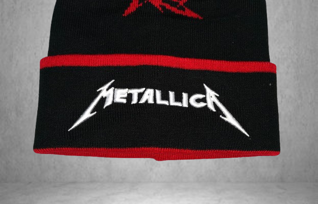 Зимна плетена шапка Metallica с помпон и лого - Image 6