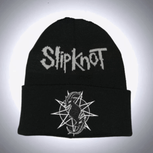 Черна плетена шапка Slipknot със сиво лого и бяла бродерия на коза