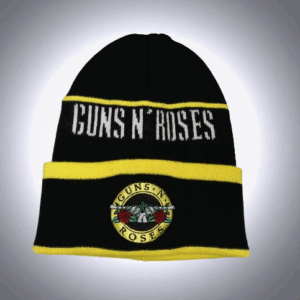 Черна зимна плетена шапка Guns N' Roses с жълти ленти и кръгло бродирано лого