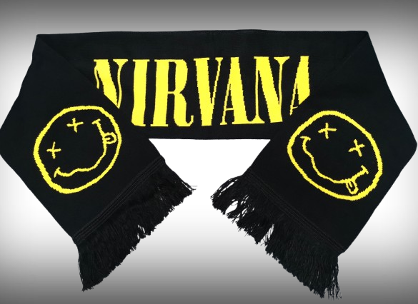 Черен плетен гръндж шал Nirvana с ярко жълто лого и смайли графики