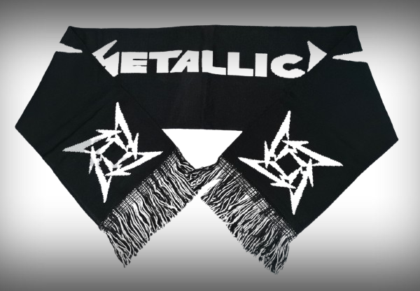 Двулицев плетен шал Metallica с бяло лого на черен фон и черни ресни