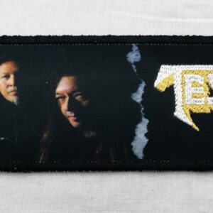 Текстилна нашивка Testament с висококачествена щампа и бродирано лого