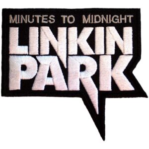 Бродерия на нашивка Linkin Park Minutes to Midnight върху черен фон.