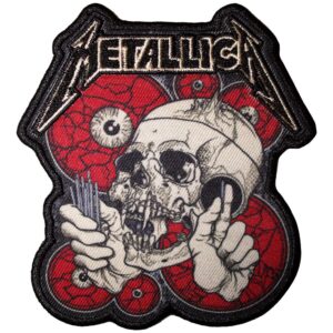 Нашивка Metallica The Shortest Straw с череп и червени очи върху черен фон.