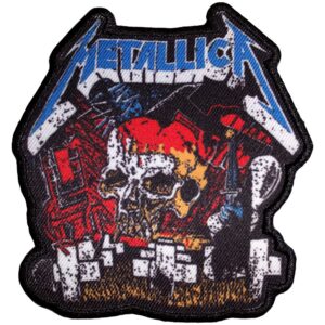Принтирана нашивка Metallica Master of Puppets с дизайн на череп.