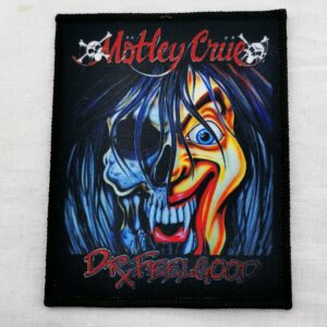 Текстилна нашивка Mötley Crüe Dr. Feelgood с цветно лого и дизайн.
