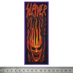 Дълга везана нашивка за яке Slayer с лого и пламтящ демон за траш метъл фенове.