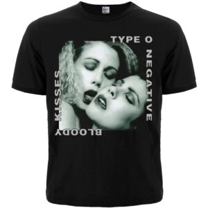 Черна метъл тениска Type O Negative със зелено лого и щампа от албума Bloody Kisses