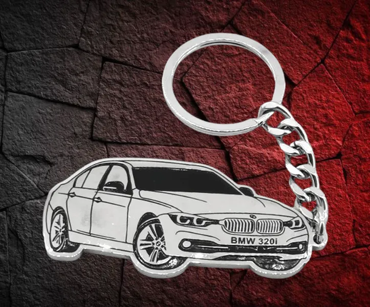 Сребрист метален ключодържател със силует на BMW 320i от медицинска стомана