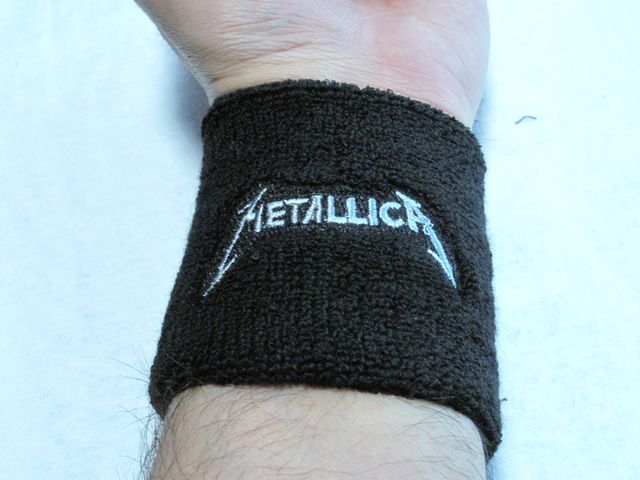 Накитник за китка с логото на Metallica - Image 2