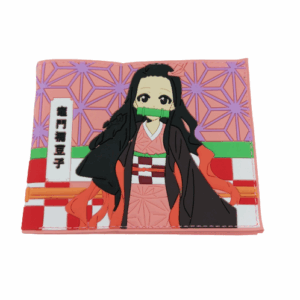 Розов манга портфейл Nezuko Kamado с релефно изображение на героинята от Demon Slayer