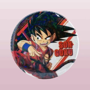 Кръгла аниме значка Сон Гоку от Dragon Ball с холограмен ефект и червени детайли