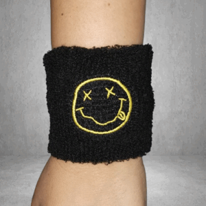Черен еластичен накитник за китка с жълта бродерия Smile Nirvana