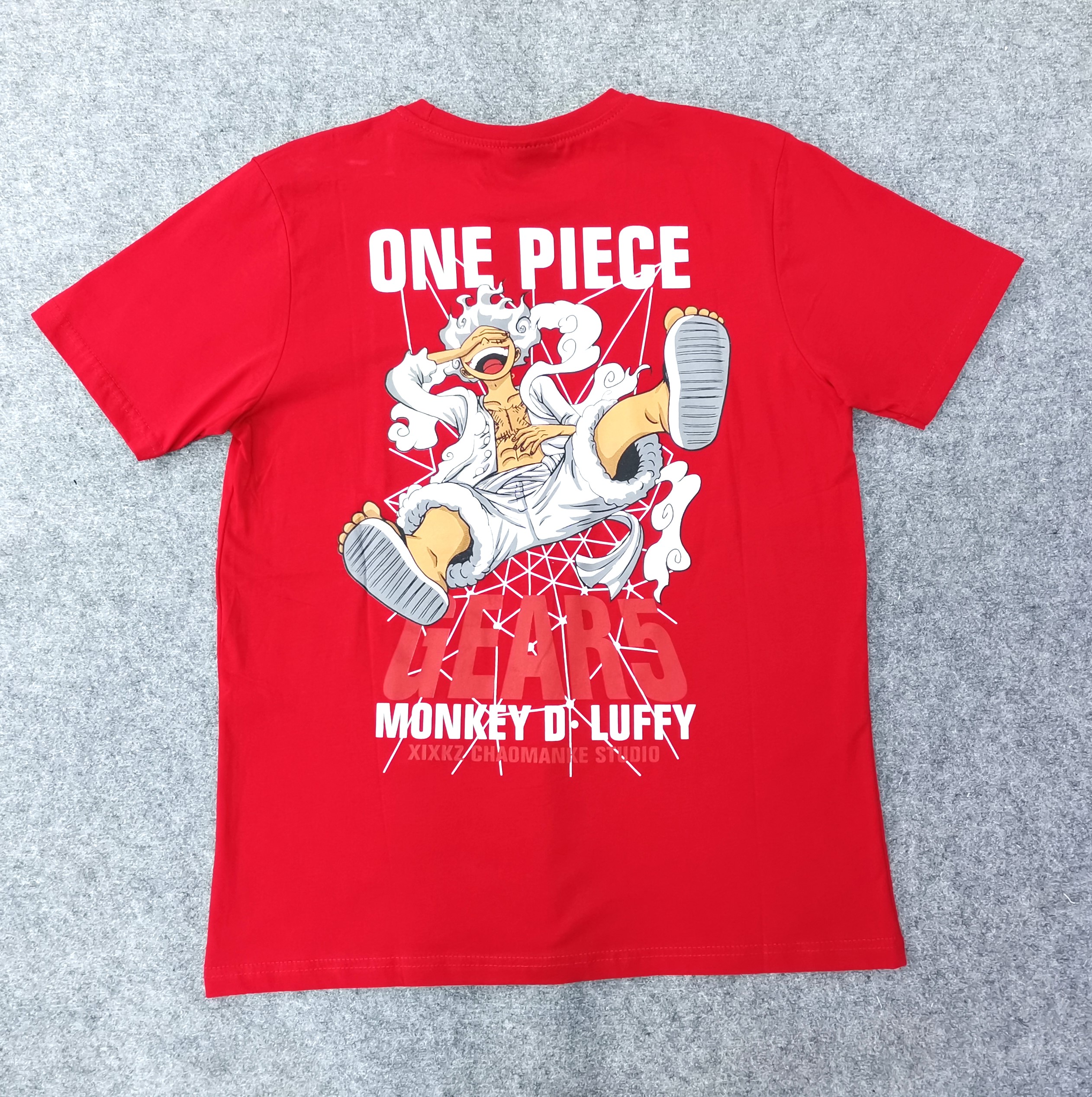 Червена памучна тениска One Piece с принт на Monkey D. Luffy
