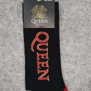 Черни памучни чорапи Queen с вертикално лого и червени детайли - Hover Image