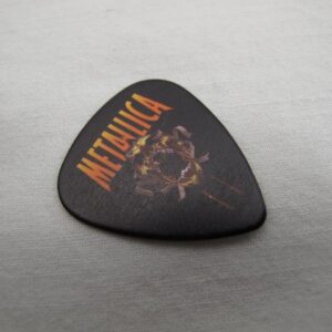 Черно метъл перце за китара Metallica с оранжево лого и графичен принт