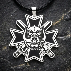 Стоманен медальон на Моторхед с черен цвят и детайли на череп War-Pig