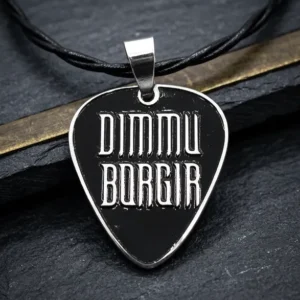 Сребрист стоманен медальон Dimmu Borgir с форма на перце за китара, черна основа и кожена верижка