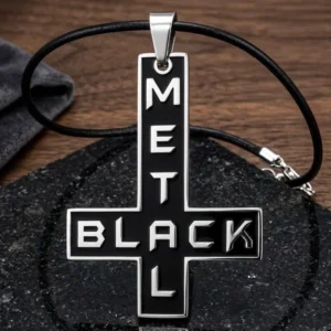 Сребрист стоманен медальон обърнат кръст с надпис Black Metal и черен емайл върху черна кожена верижка