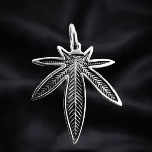 Медальон Канабис (Cannabis Leaf) от медицинска стомана - Hover Image