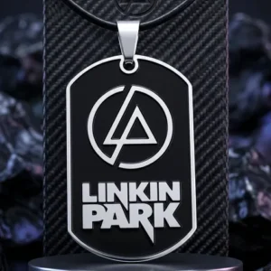 Стоманен медальон Linkin Park с лого върху черна плочка и кожена верижка