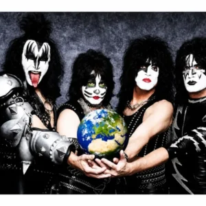Рок бандата KISS държи земното кълбо върху самозалепващ плакат KISS с легендарен дизайн