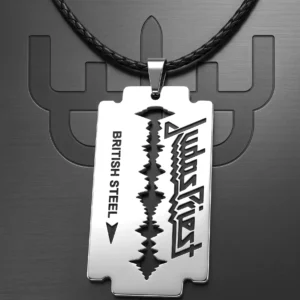 Стоманен медальон Judas Priest British Steel ножче с гравюра върху сива основа