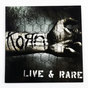 Матов самозалепващ малък плакат стикер Korn Live and Rare с лого на ръка и телена мрежа