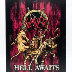 Метална табела Slayer Hell Awaits с демонични фигури, червен фон и емблематично лого