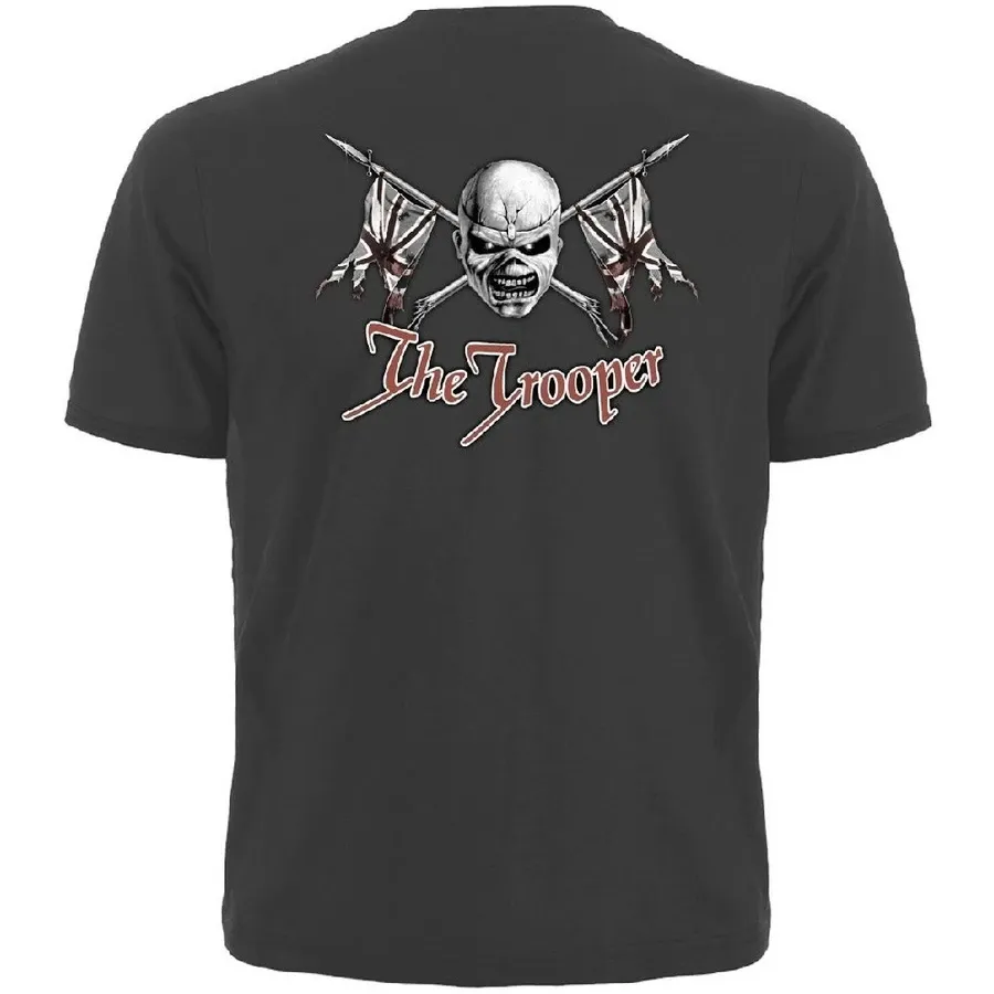 Гръб на графитена тениска Iron Maiden The Trooper с надпис The Trooper